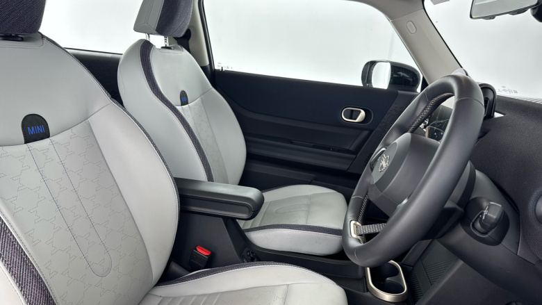 MINI Cooper 1.5 C Classic 3dr Auto Petrol Hatchback